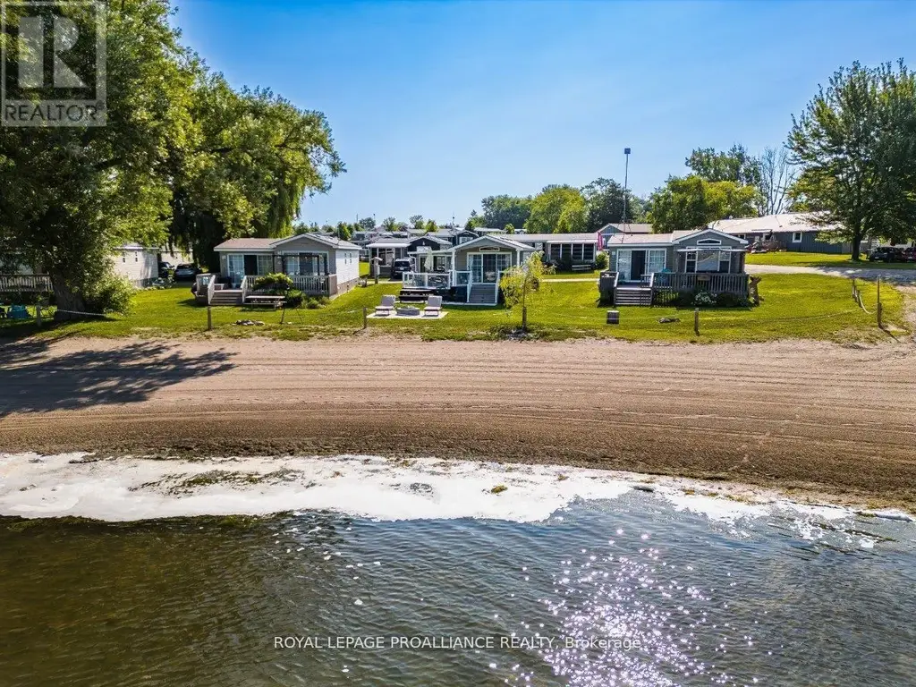 486 Cty Rd 18 - 3 Beachview Lane, Prince Edward County (Athol Ward)